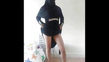 Le cochon de sperme Gideon Graham belle femme en porno mange la charge de Derek Point