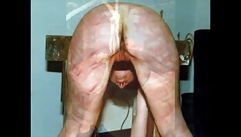 Partage xxx porno lesbienne d'ados baisée en levrette