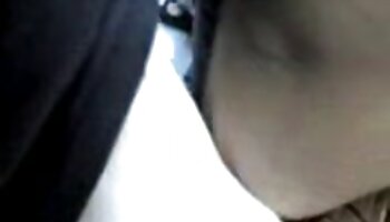 Ébène et brune baisées par lesbienne porn hard une forte bbc