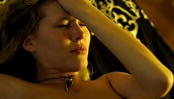 caroline brekara video lesbienne porn