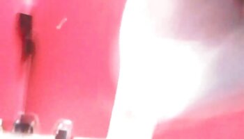 Femme brune cougar porno anal enculée par la BBC