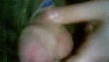Cock-Calling sur video lesbienne black le chantier