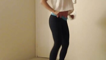 Busty veut que vous utilisiez WETVIBE porno de femmes nues pour baiser sa chatte jusqu'à la crème