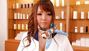 La pose de cow-girl xxx sex lesbienne est la meilleure