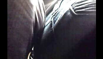 Dana et Abigail mature lesbienne xxx dans les coulisses