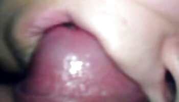 massage porno cougar sexy rugueux ébène demi-soeur baisée